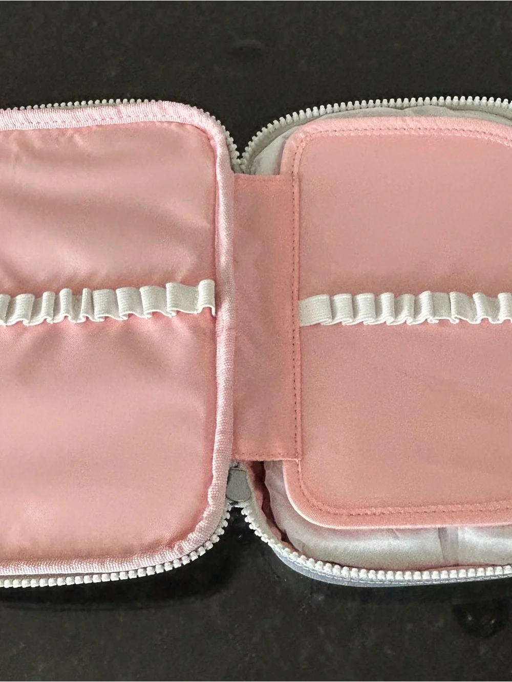 Kipling 100 Pens Case NWT Silver/Candy Metallic
